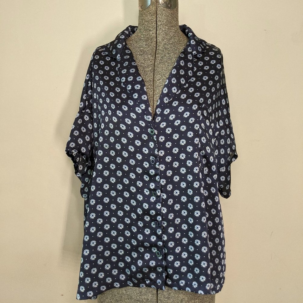 Forever 21 Blue/Navy Flower Pijama Top